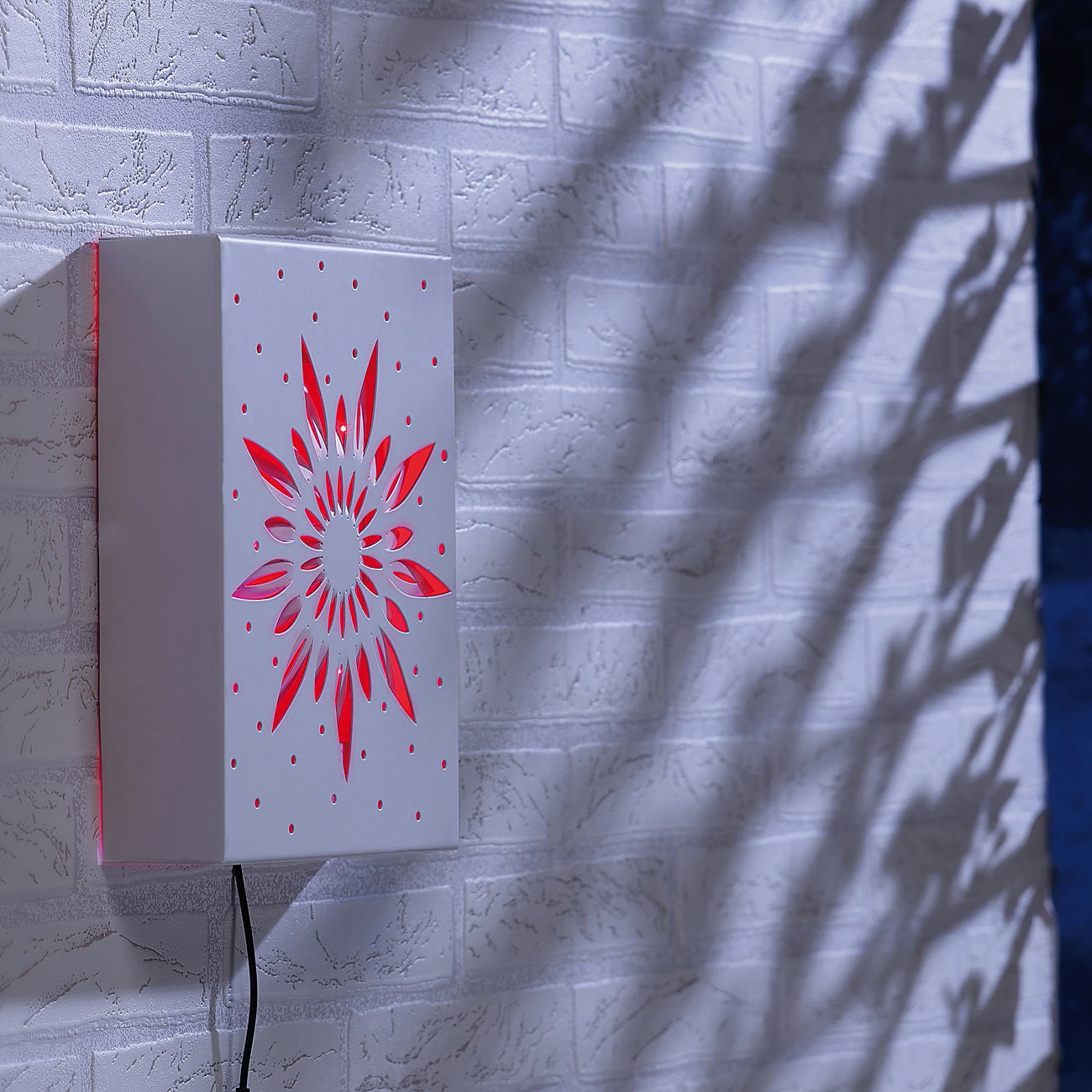 Lunartec Außenbeleuchtung Solar-Wandbild rot LED Solar