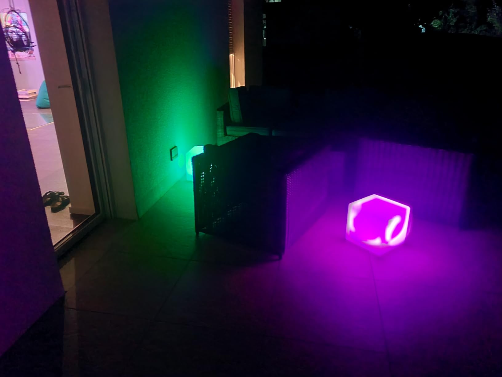 Bonetti Solar Lights Würfel Solarleuchte 30x30 cm RGB