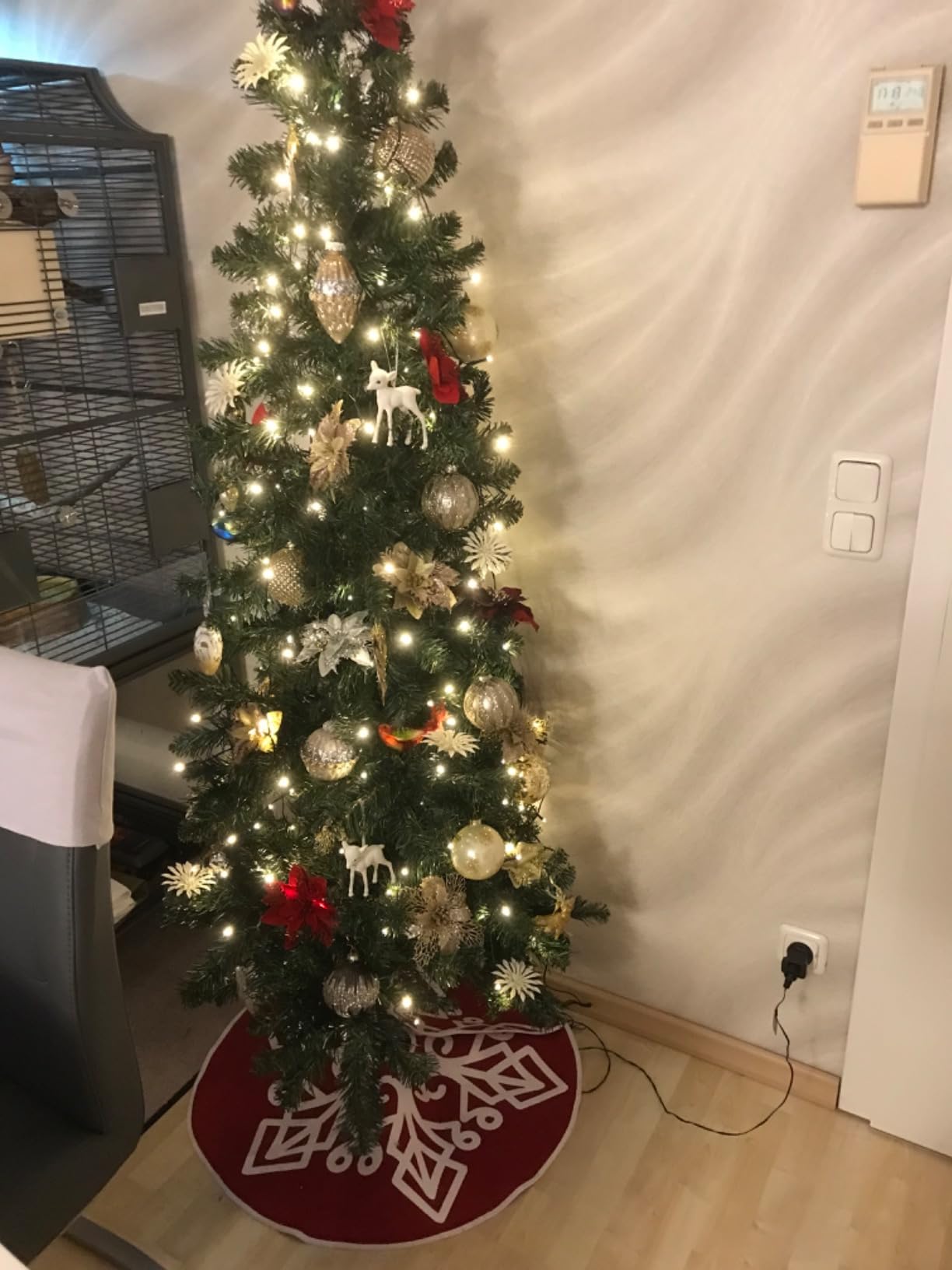 Lunartec Licht-Dekoration Christbaum-Überwurf 180 LEDs warmweiß IP44