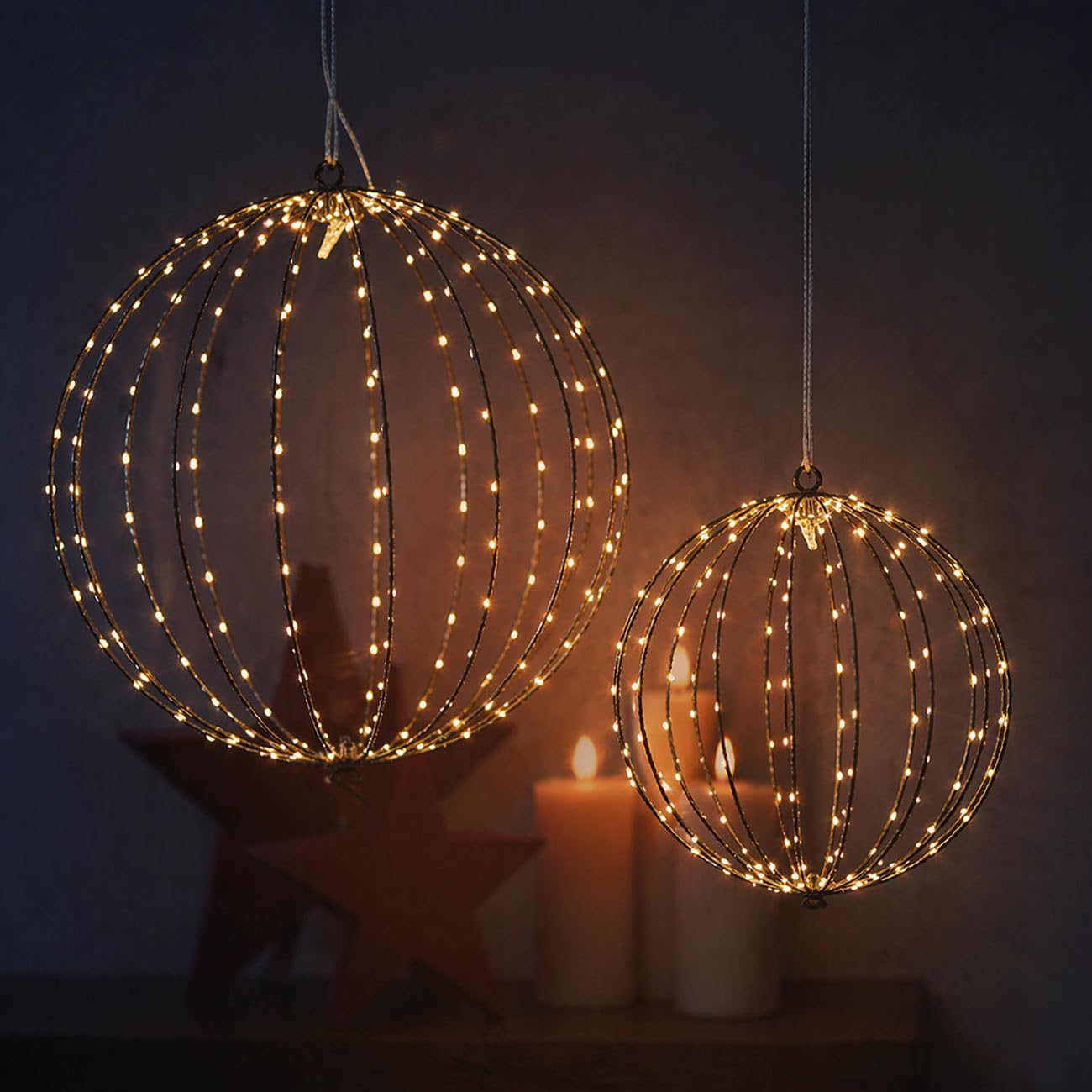 Lunartec Licht-Dekoration LED-Kugeln 2er-Set 33/28 cm Timer
