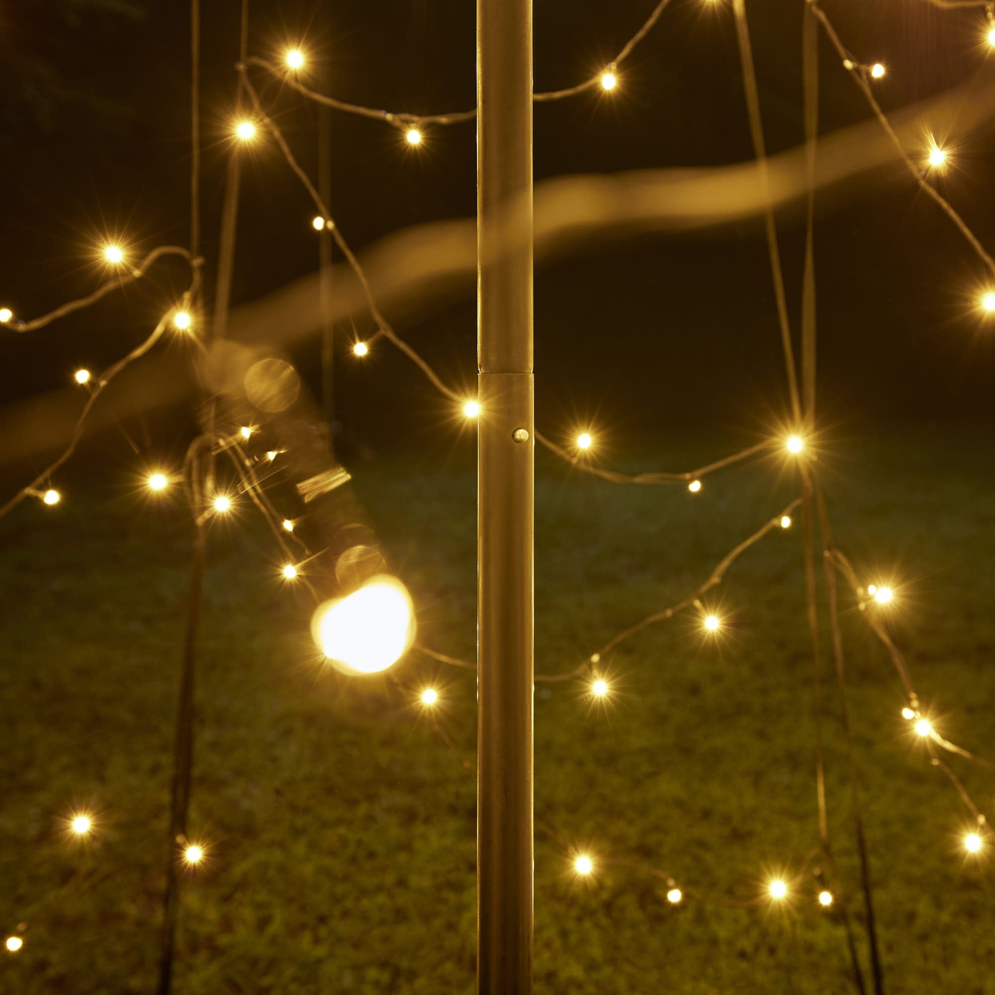 Fairybell Standard 4 m Lichterbaum 640 LED Warmweiß mit Mast