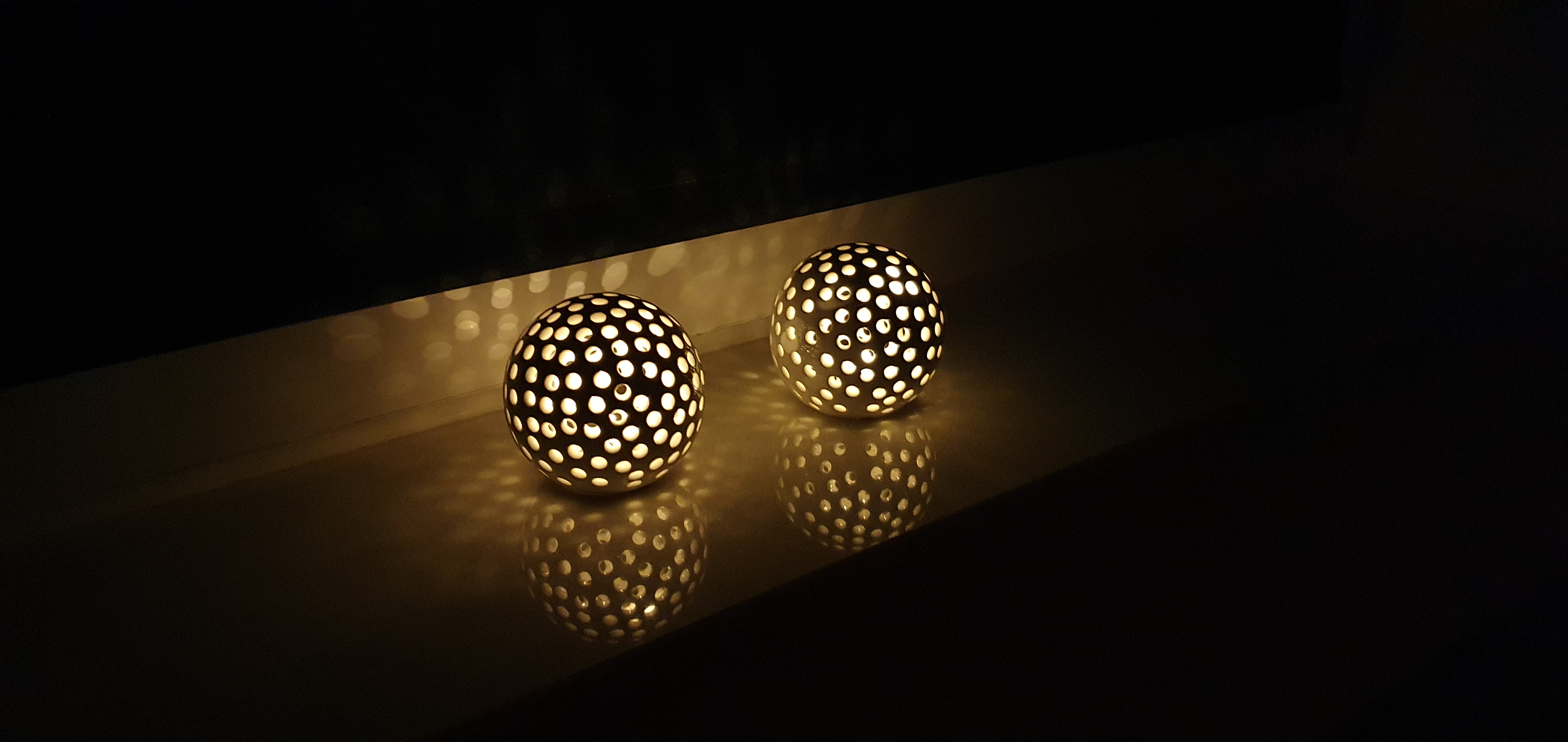 Lunartec LED-Kugellampen 2er-Set Keramik warmweiß batteriebetrieben