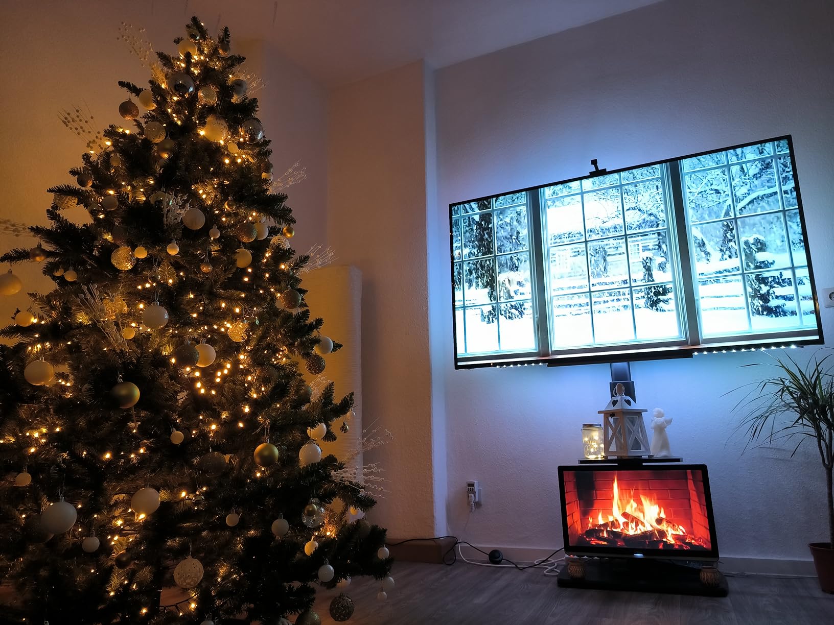 elktry Lichterkette 50m 2000 LED warmweiß mit Memory IP44