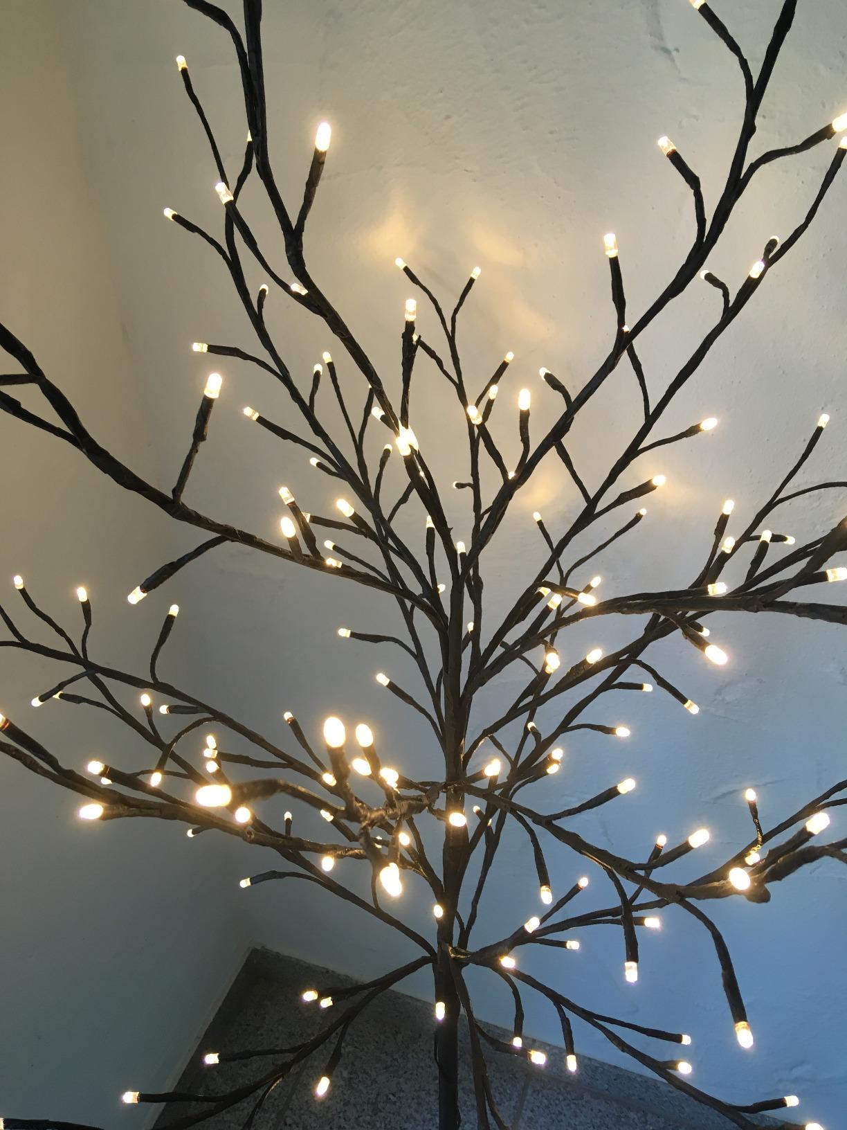 Lunartec Außenbeleuchtung LED-Deko-Baum 150 cm 200 LEDs warmweiß