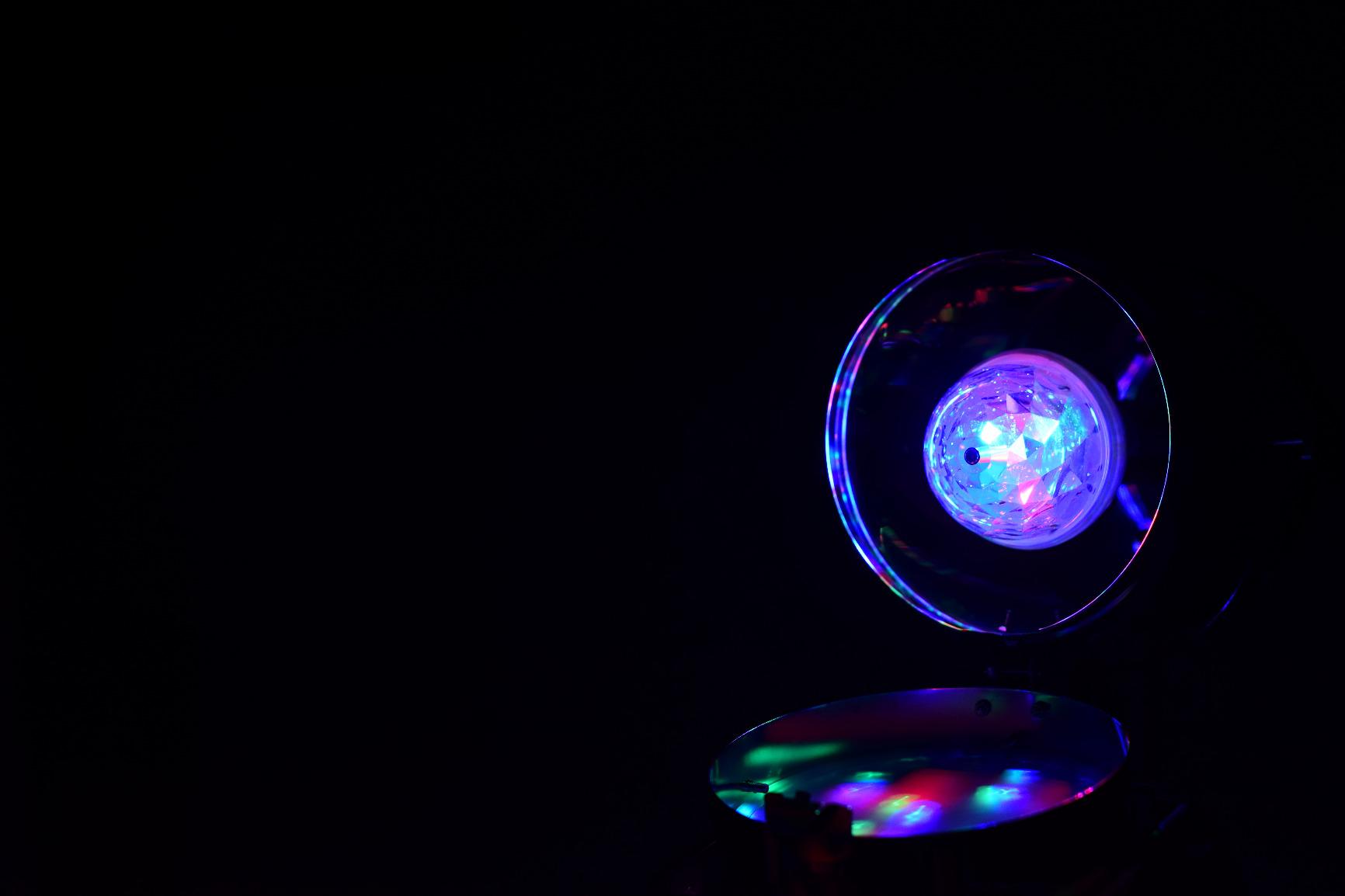 Lunartec Leuchtmittel Disco-Lampe E27 RGB 3W 2er-Set