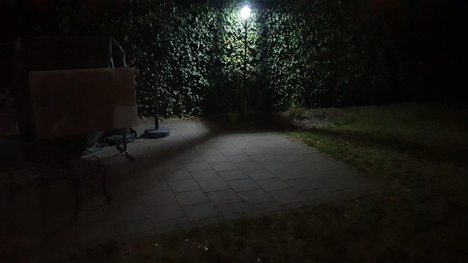 Lunartec Außenbeleuchtung Solar-Gartenleuchte 200cm 2er-Set