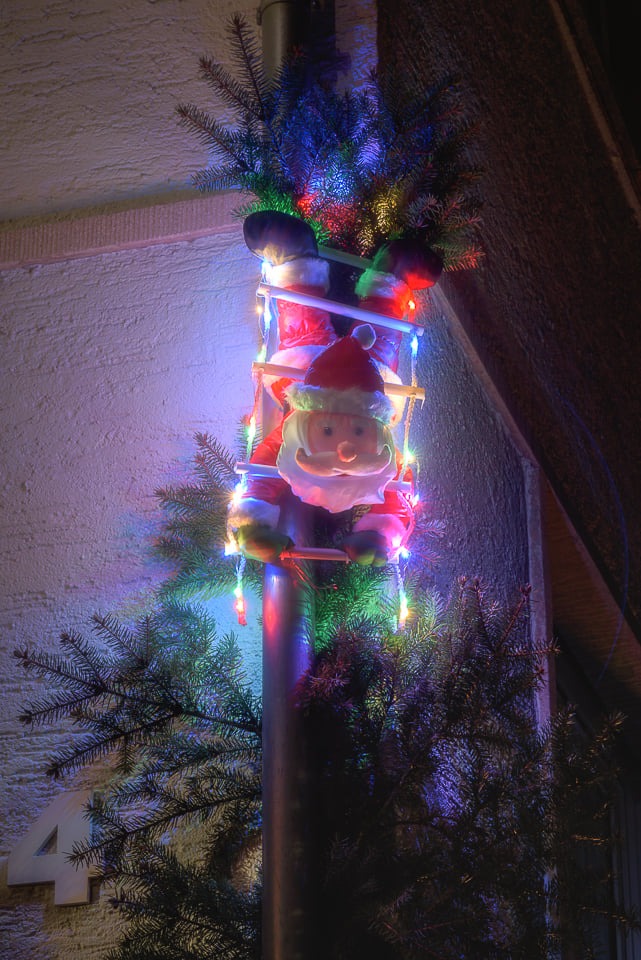 Bonetti LED Lichterketten Weihnachtsmann Strickleiter 30 LEDs