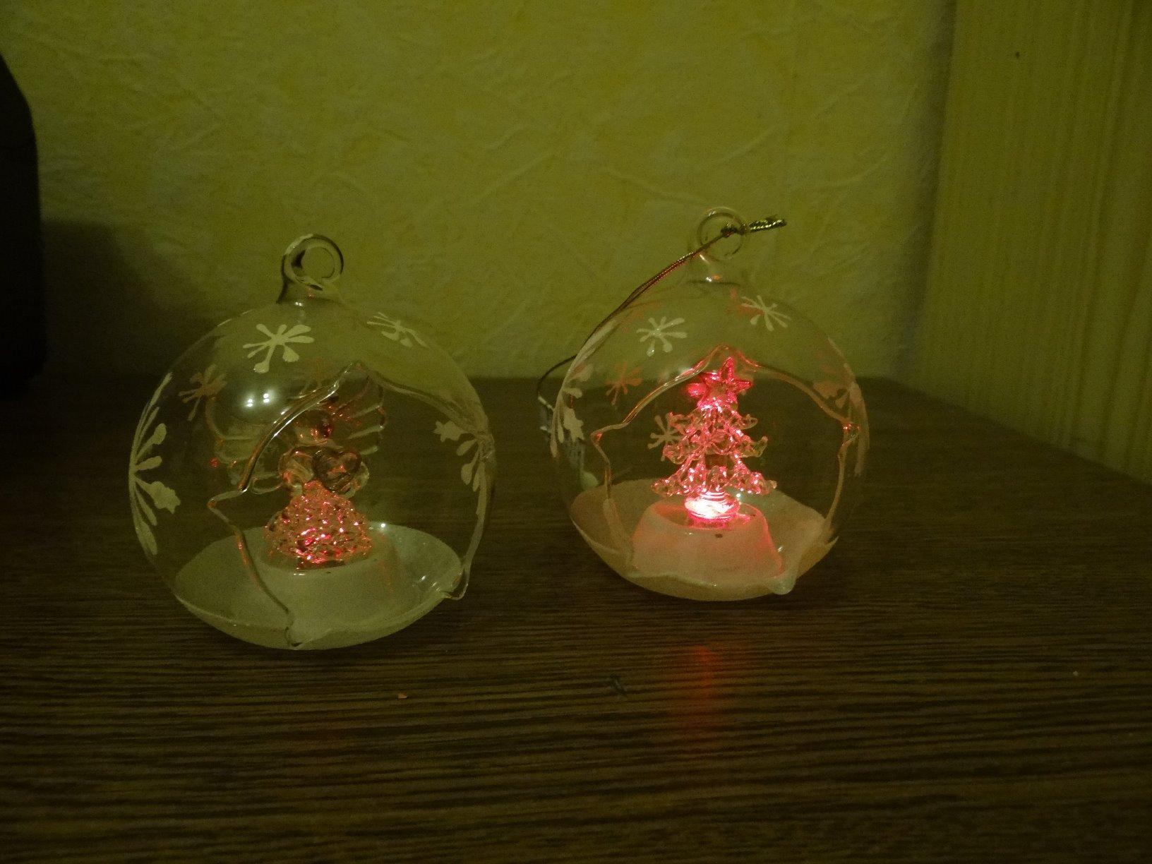 Lunartec Weihnachtskugeln LED-Glas 2er-Set Farbwechsel