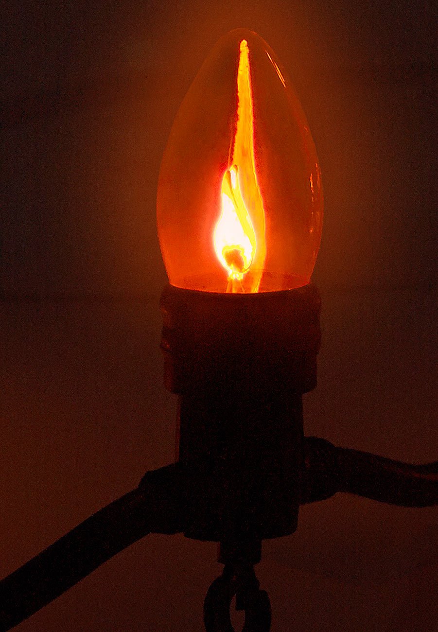 Lunartec Licht-Dekoration Feuer Lichterkette 2er-Set 4,2m Flammeneffekt