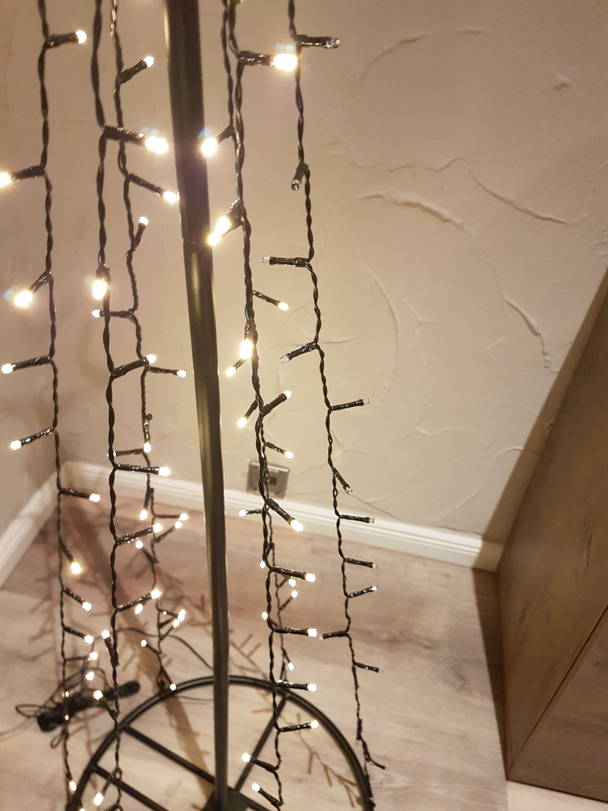 Bonetti Light Trees Metall-Tannenbaum 180 cm warmweiß 160 LED
