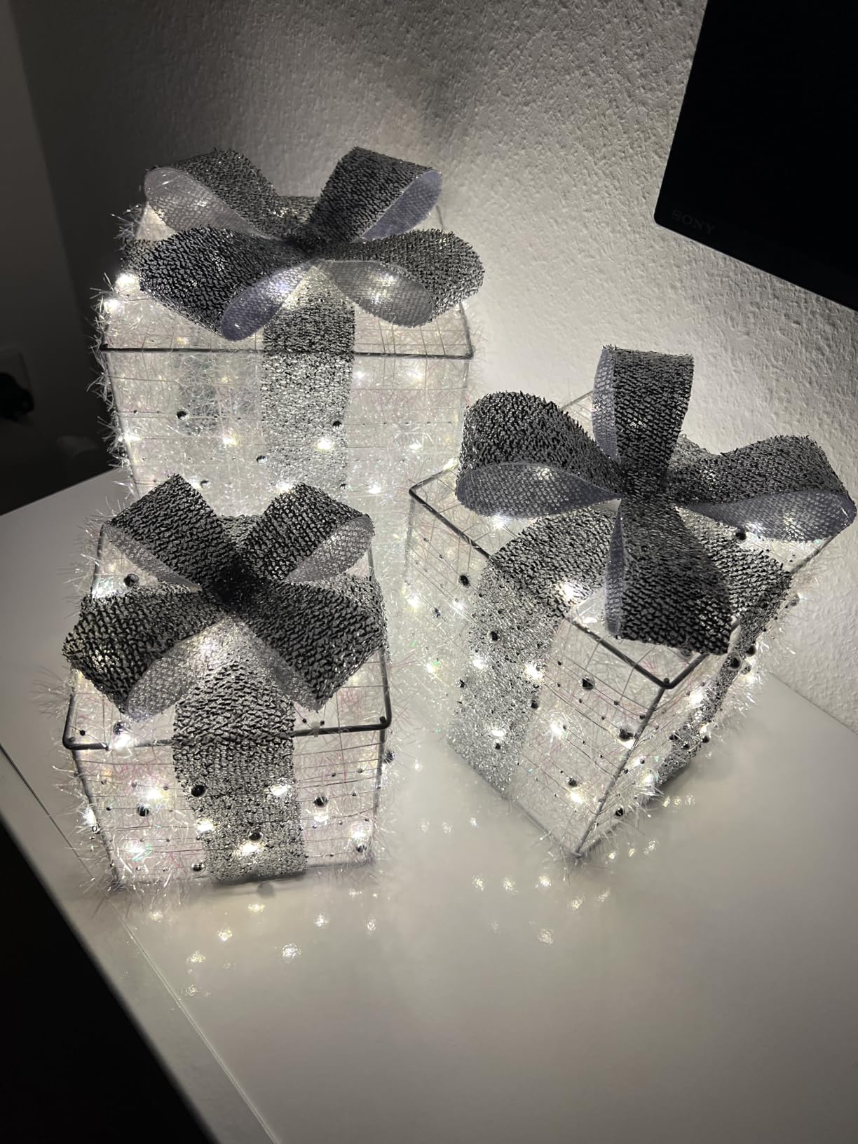 elktry LED Geschenkbox 3er Set silber mit Timer 140 LEDs