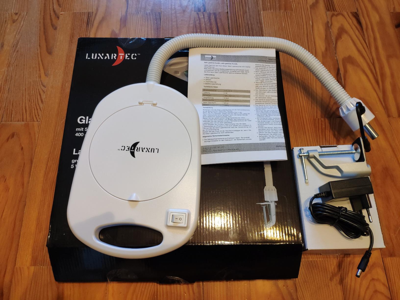 Lunartec LED-Uhren Glas-Lupenleuchte 5-fach 450 lm weiß