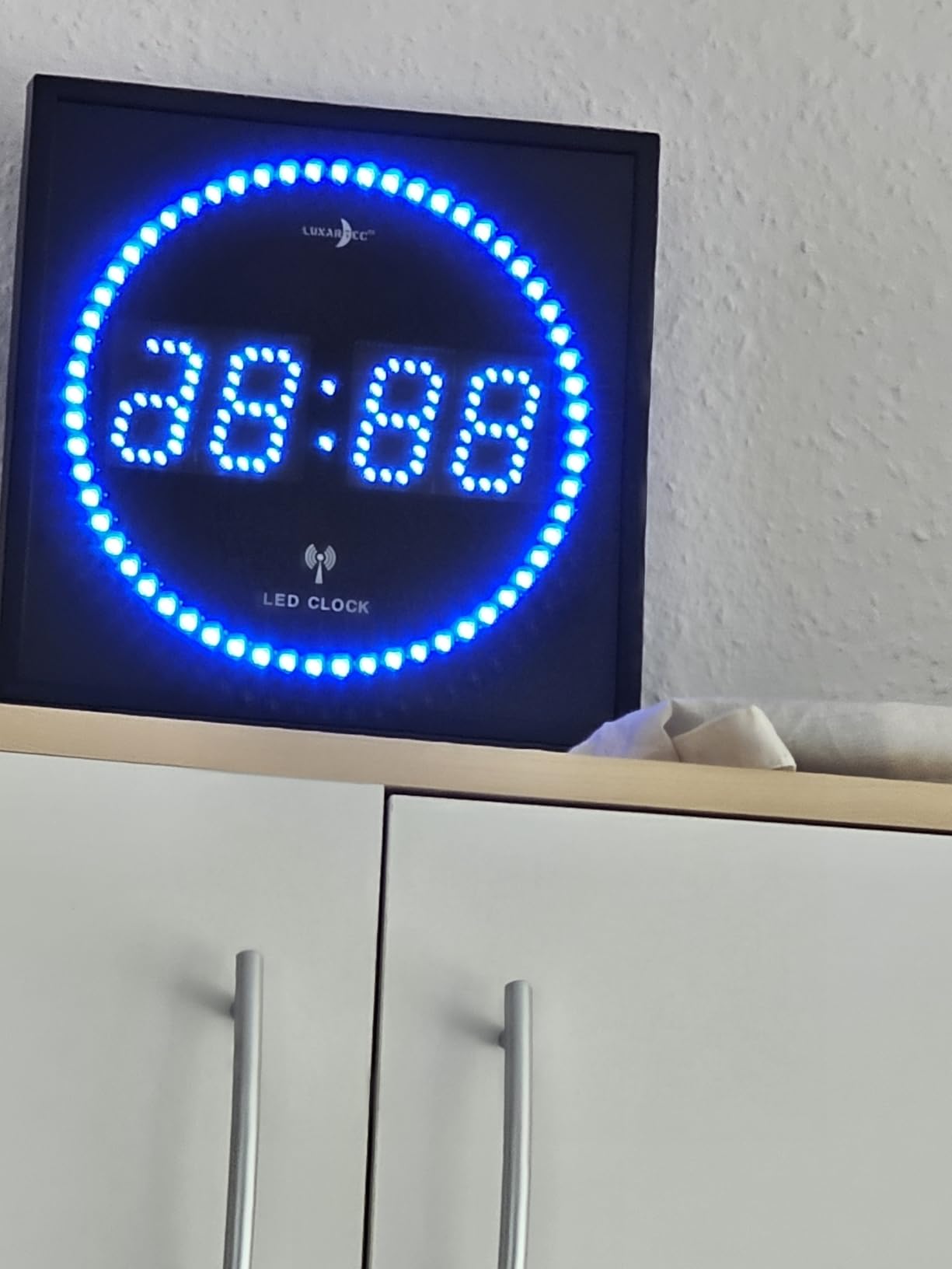 Lunartec LED-Uhren Funk-Wanduhr Blau 250 mm mit Netzteil