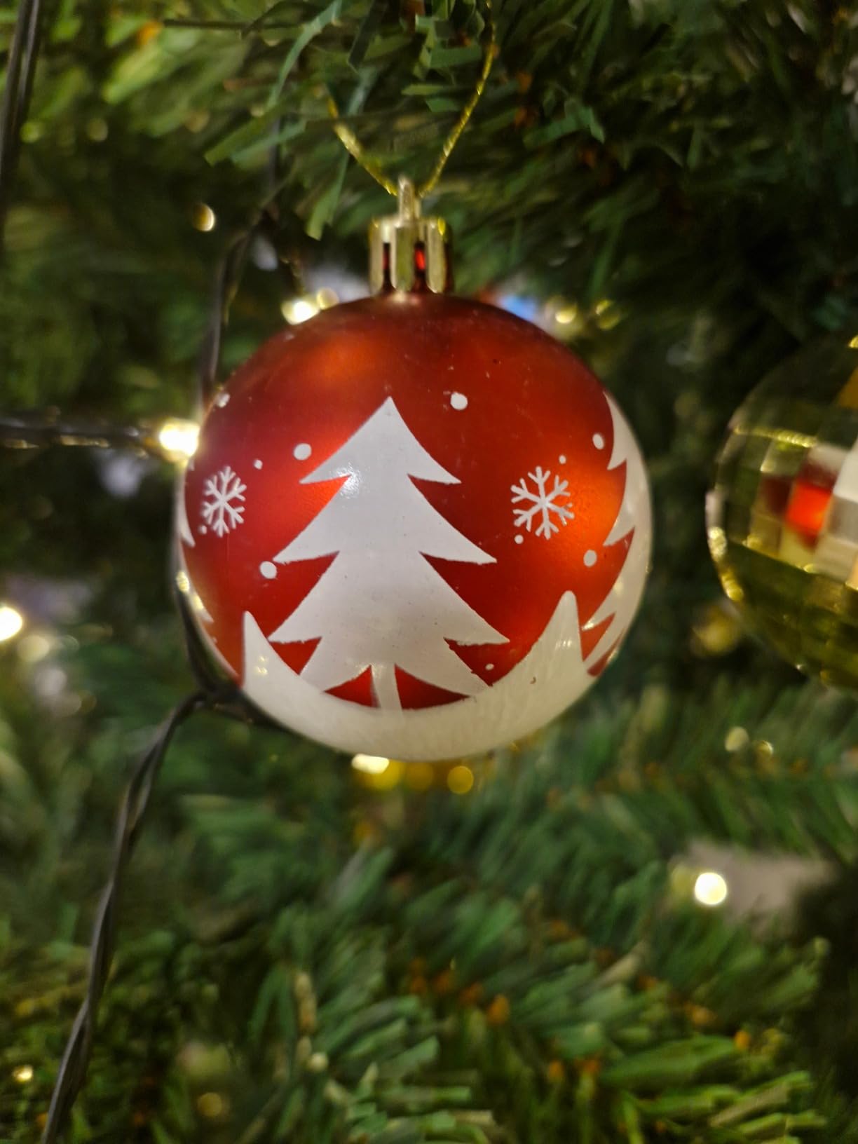 WEARXI Lichterketten Weihnachtskugeln 6cm Rot-Weiß 16 Stück