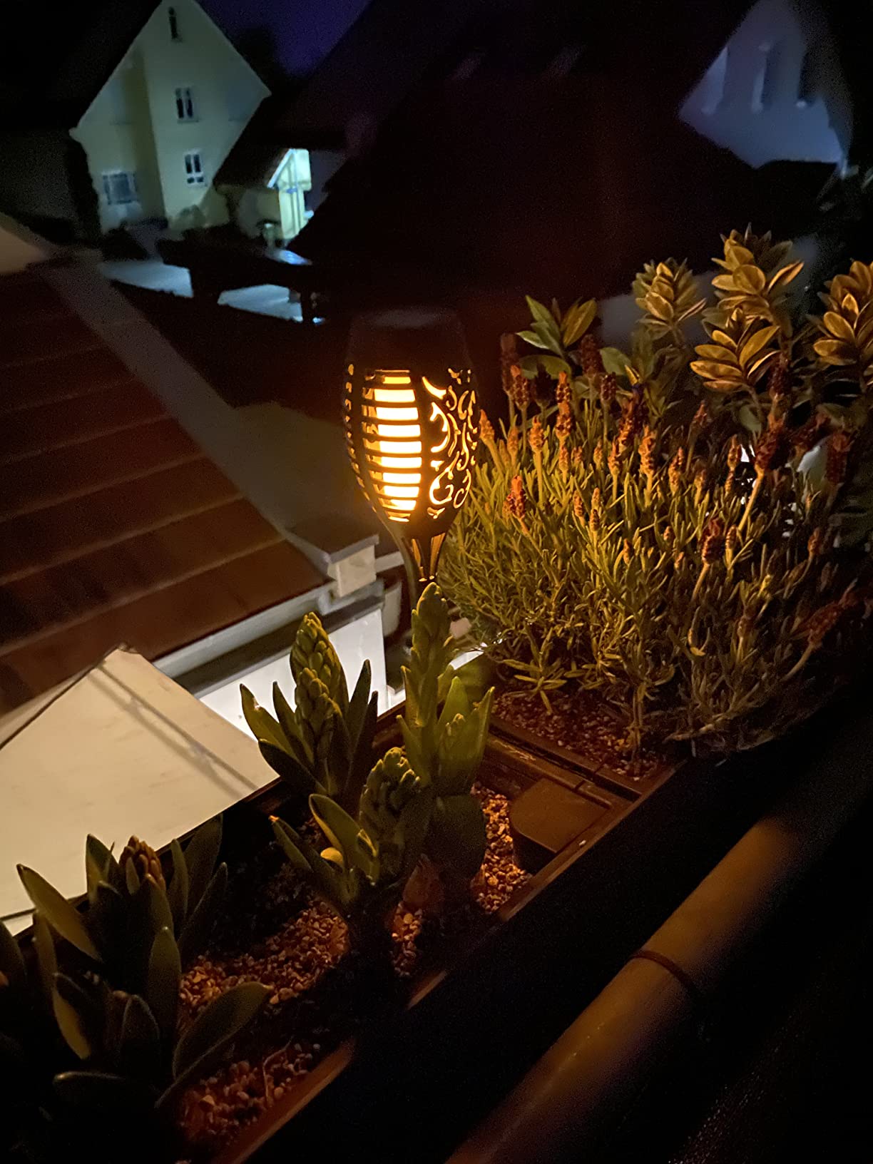 Qedertek Lighting Solarlampen 6 Stück mit Flammeneffekt IP65