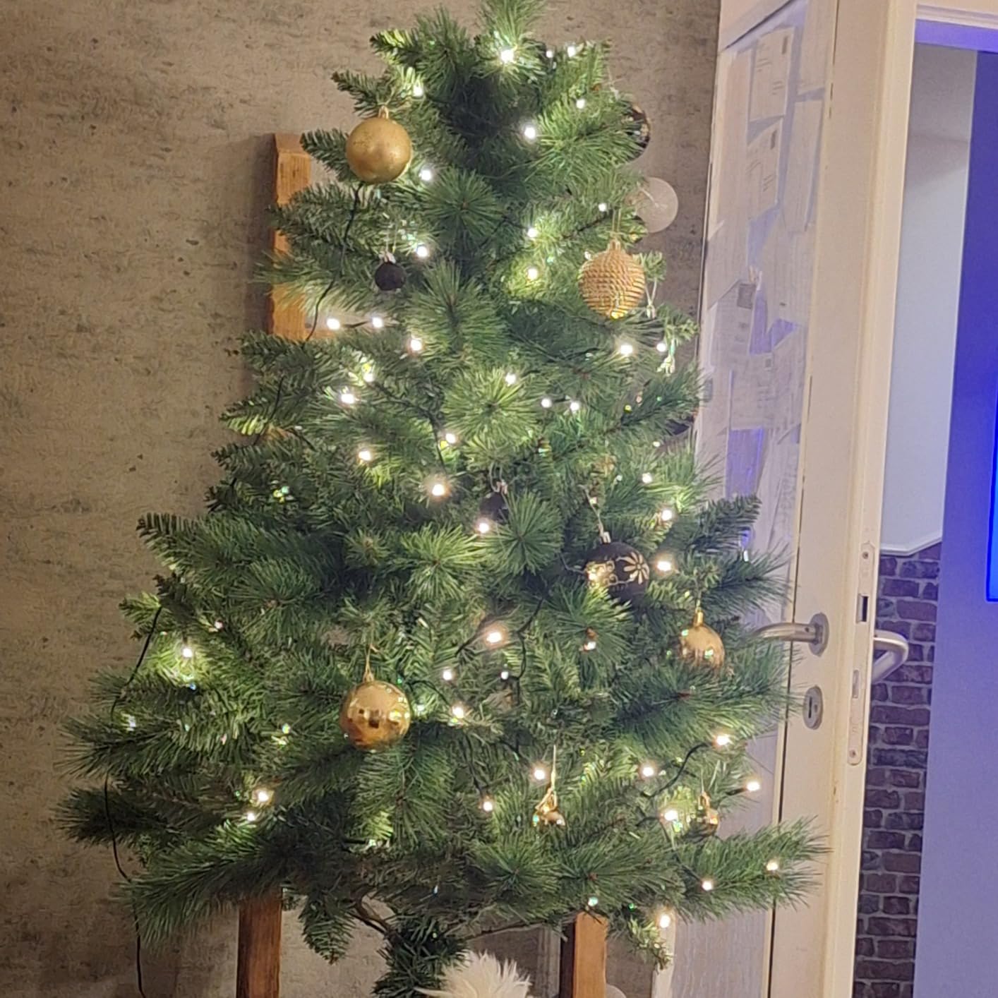 Lunartec Licht-Dekoration Christbaum-Überwurf 180 LEDs warmweiß IP44