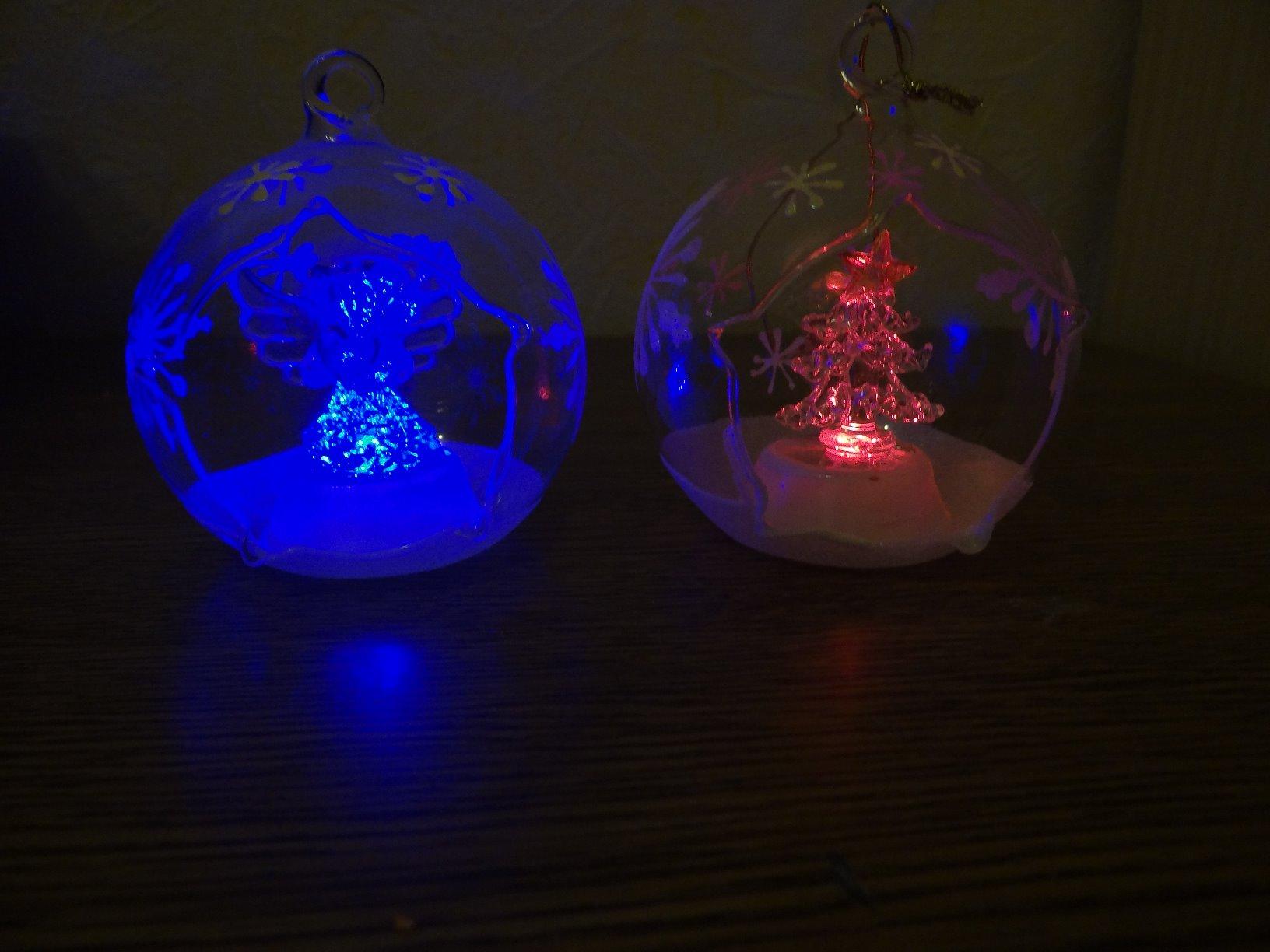 Lunartec Weihnachtskugeln LED-Glas 2er-Set Farbwechsel