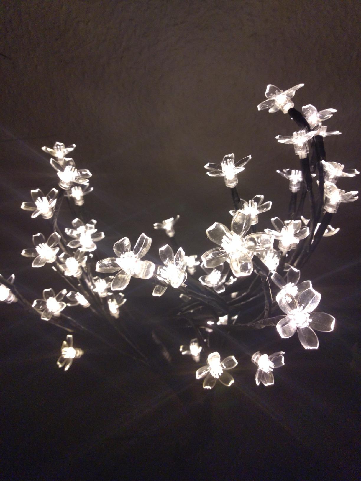 Lunartec Licht-Dekoration LED-Lichterbaum 48 Blüten warmweiß 45 cm