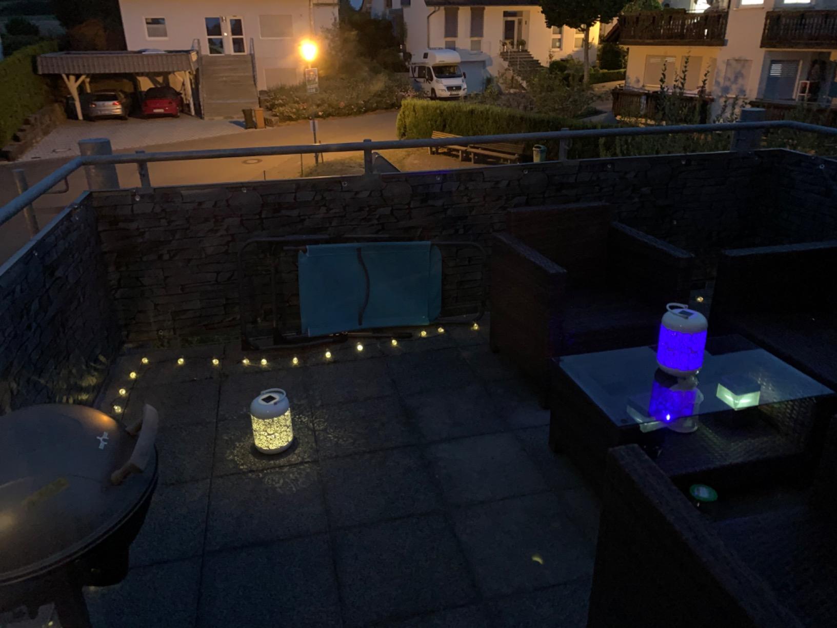 Lunartec Außenbeleuchtung Solar-Laterne warmweiß RGB 2er-Set