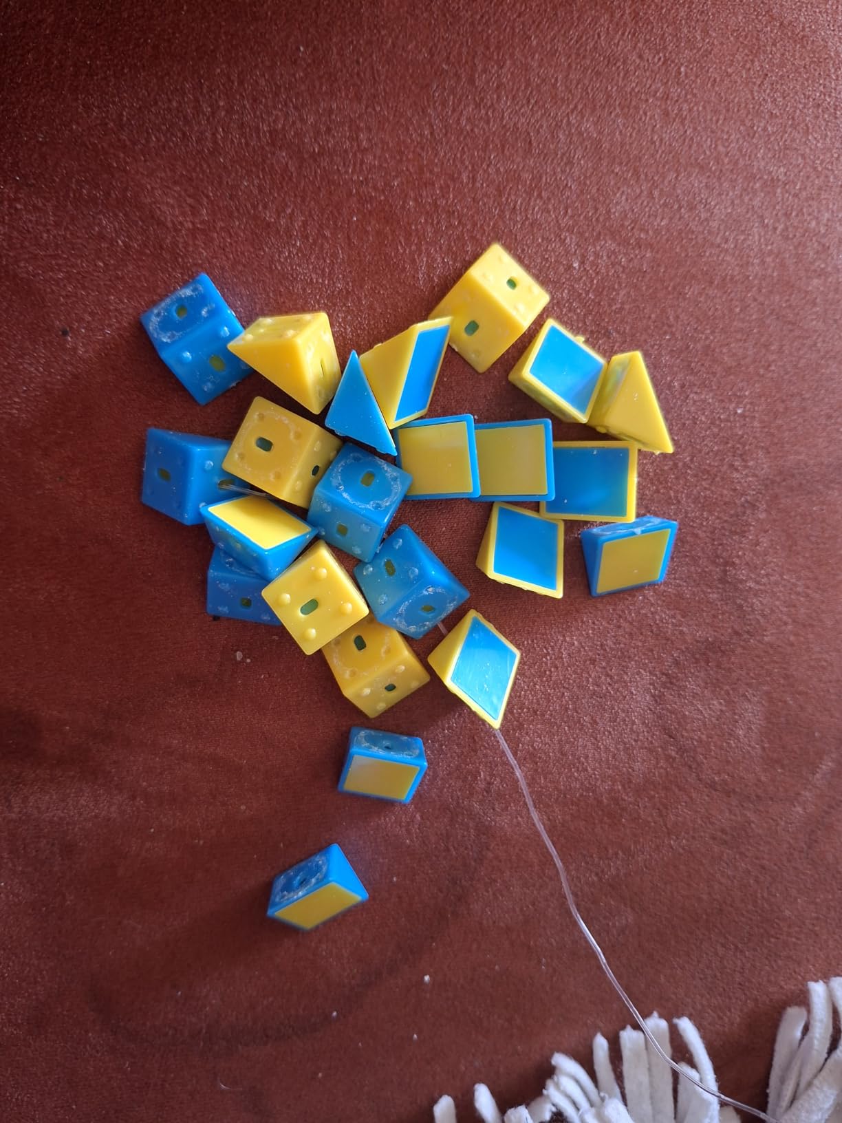 WEARXI Spielzeug Magische Schlangen 12er-Set mehrfarbig