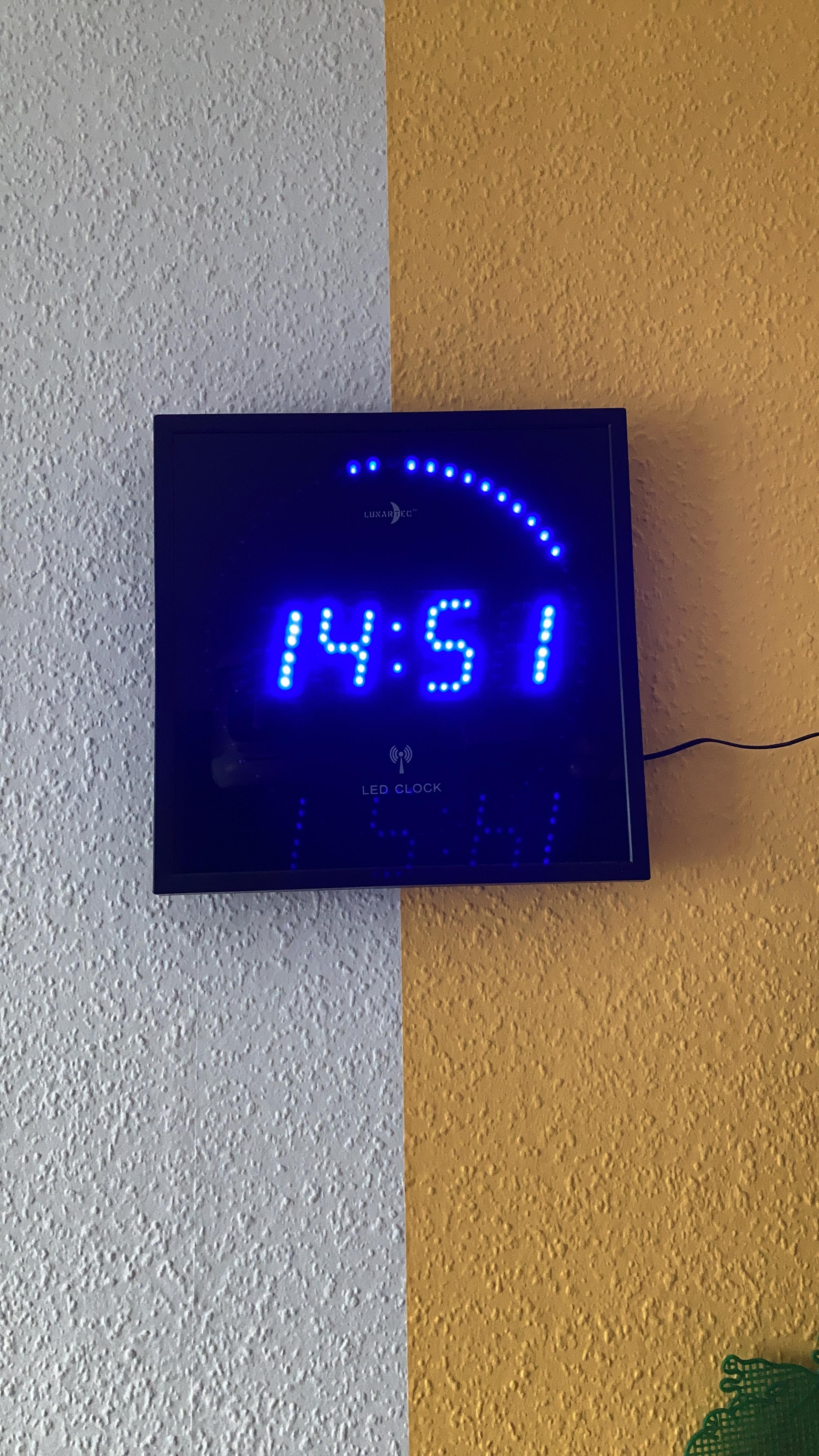 Lunartec LED-Uhren Funk-Wanduhr Blau 250 mm mit Netzteil