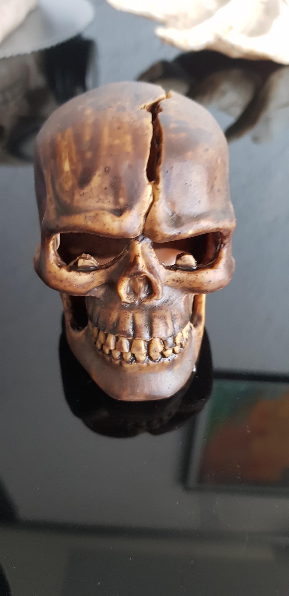 Lunartec Licht-Dekoration Crackhead Totenkopf Leuchte blaue LED