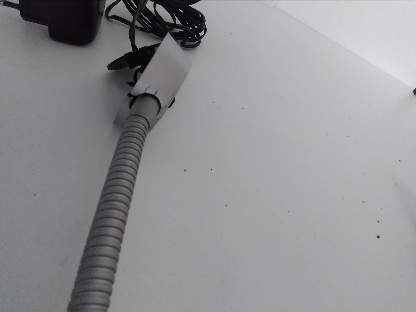 Lunartec Innenbeleuchtung LED-Leseleuchte Schwanenhals USB 3W