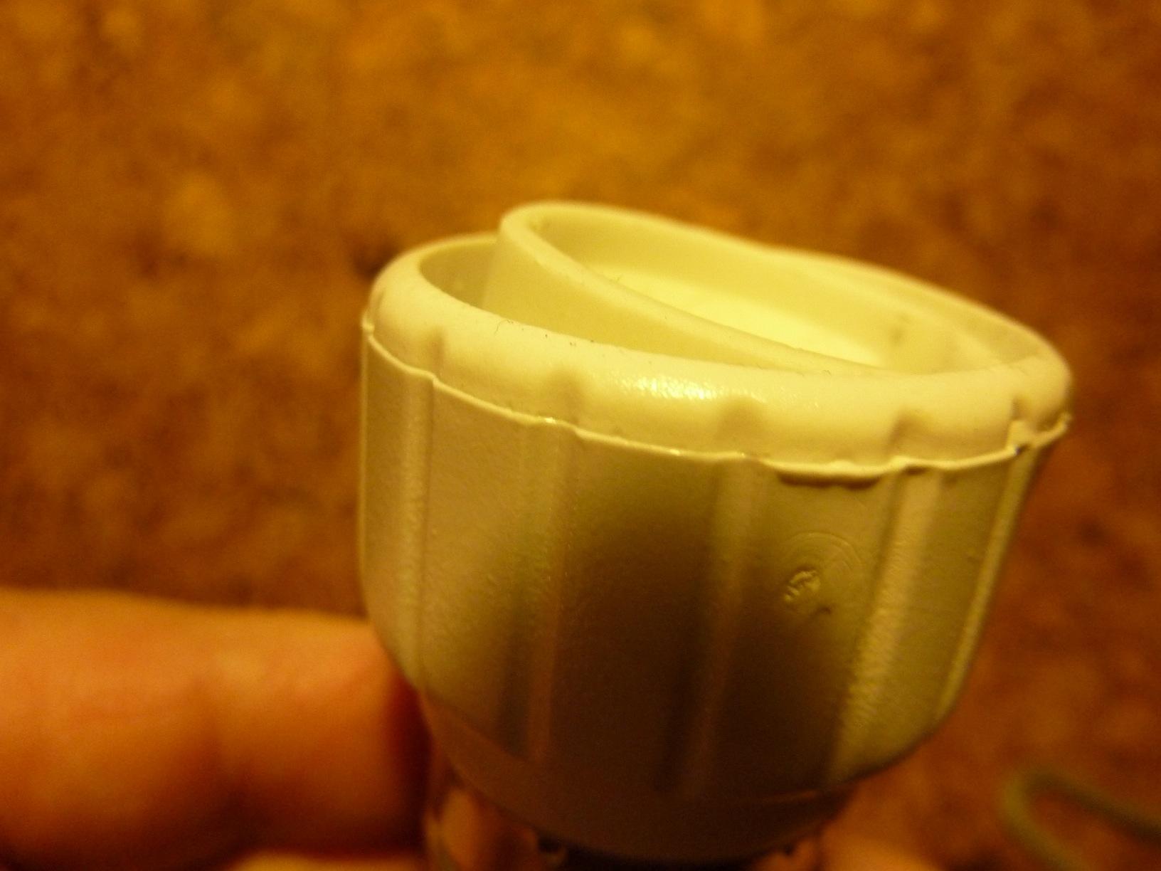 Lunartec Lampensockel-Adapter E27 auf GU10 Keramik 4er-Pack
