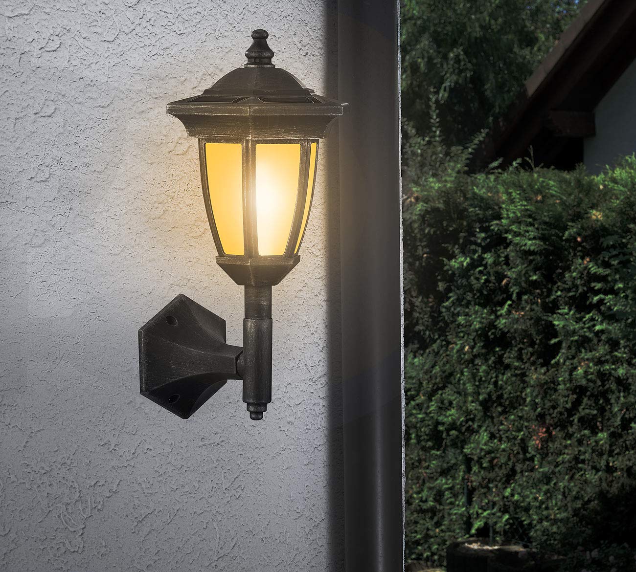 Lunartec Außenbeleuchtung Solar-Laterne Flammeneffekt 24 LEDs