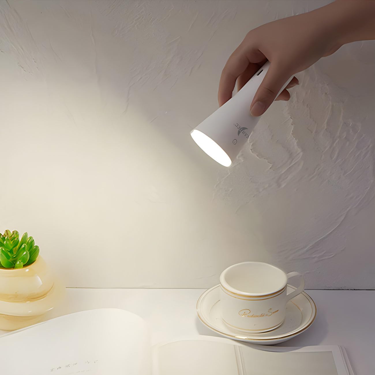 Lunartec Taschenlampen 4in1 Akku-Leuchte weiss Tischlampe