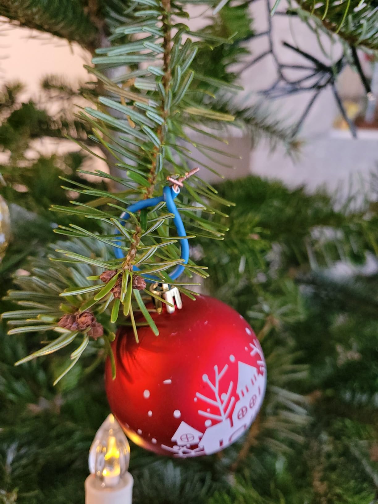 WEARXI Lichterketten Weihnachtskugeln 6cm Rot-Weiß 16 Stück