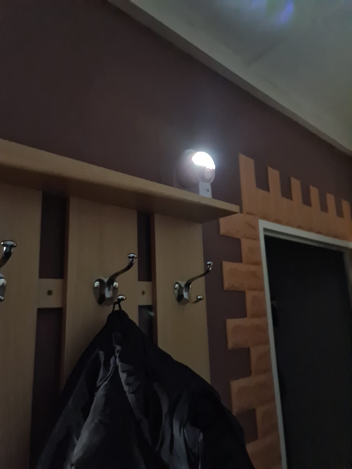 Lunartec Innenbeleuchtung WL-412 Sensorleuchte Batterie 120 Lumen