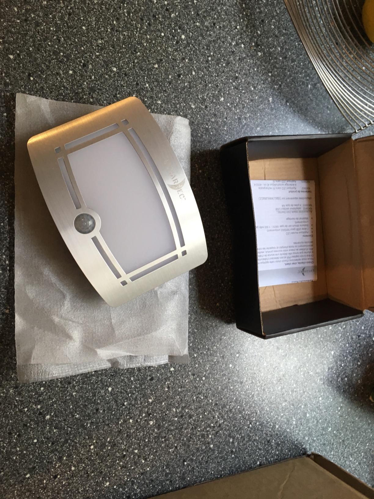 Lunartec Innenbeleuchtung LED-Wandleuchte Batterie 40lm weiß
