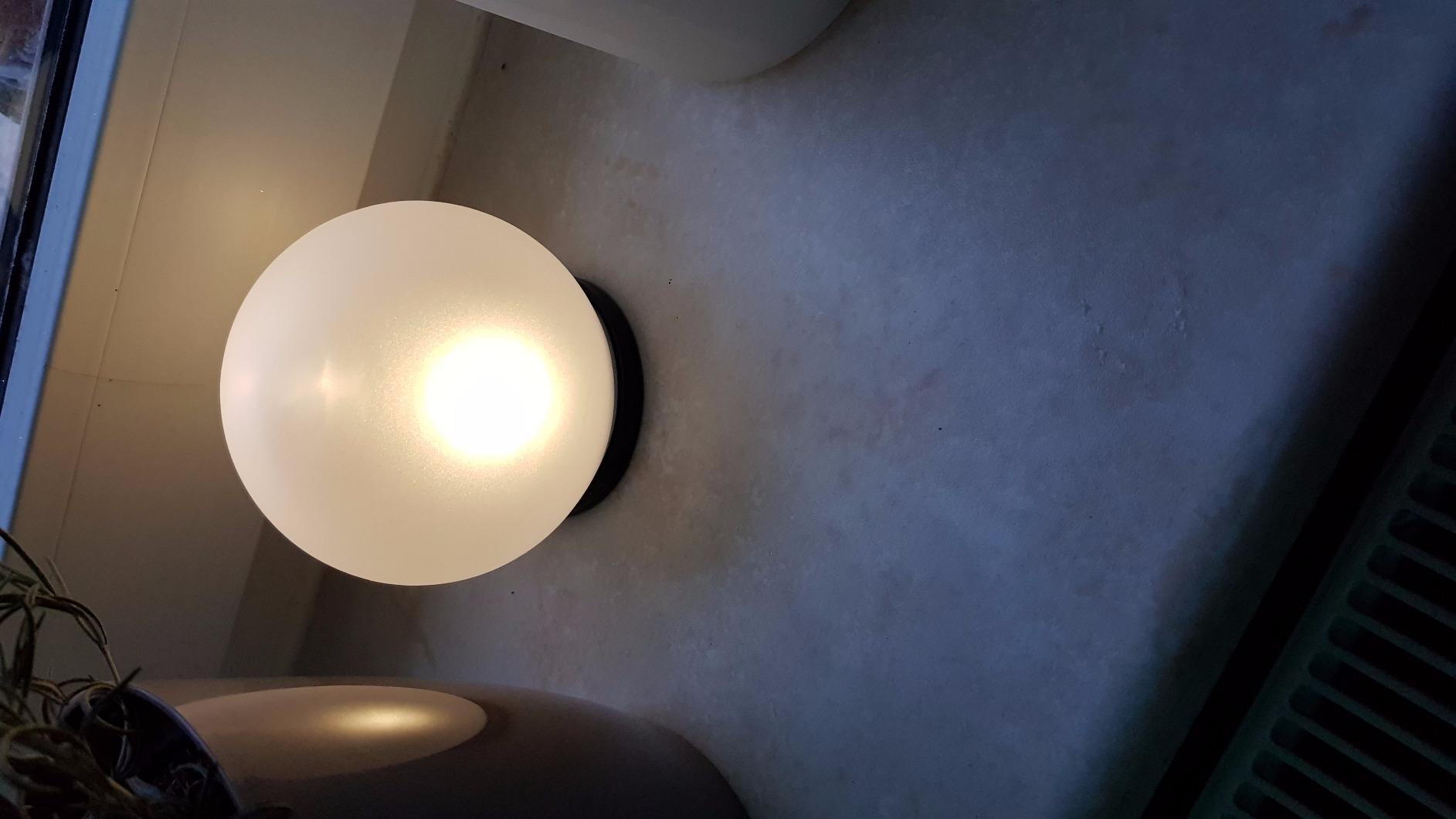 Lunartec Licht-Dekoration Leuchtkugel Solar Ø9 cm weiß