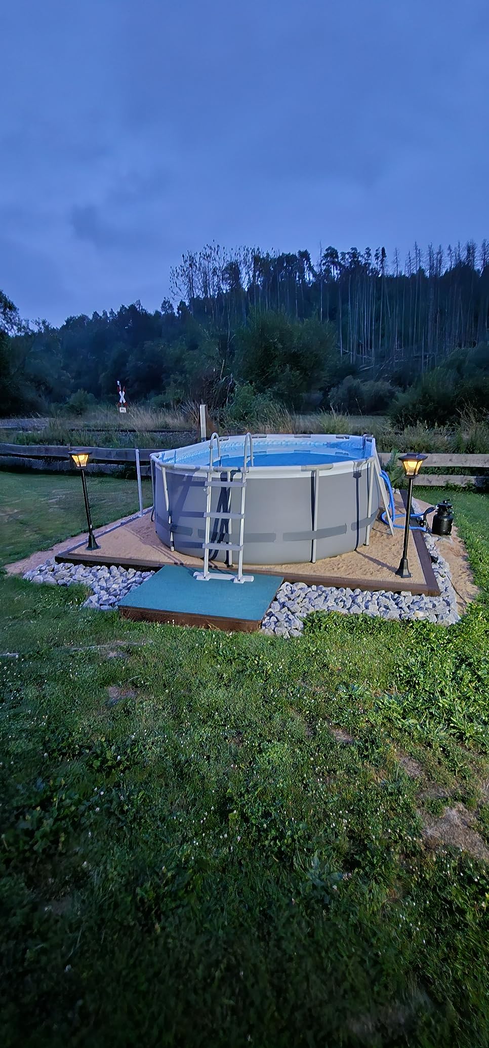 Bonetti Solar Gartenlaterne 120 cm warmweiß 8 LEDs
