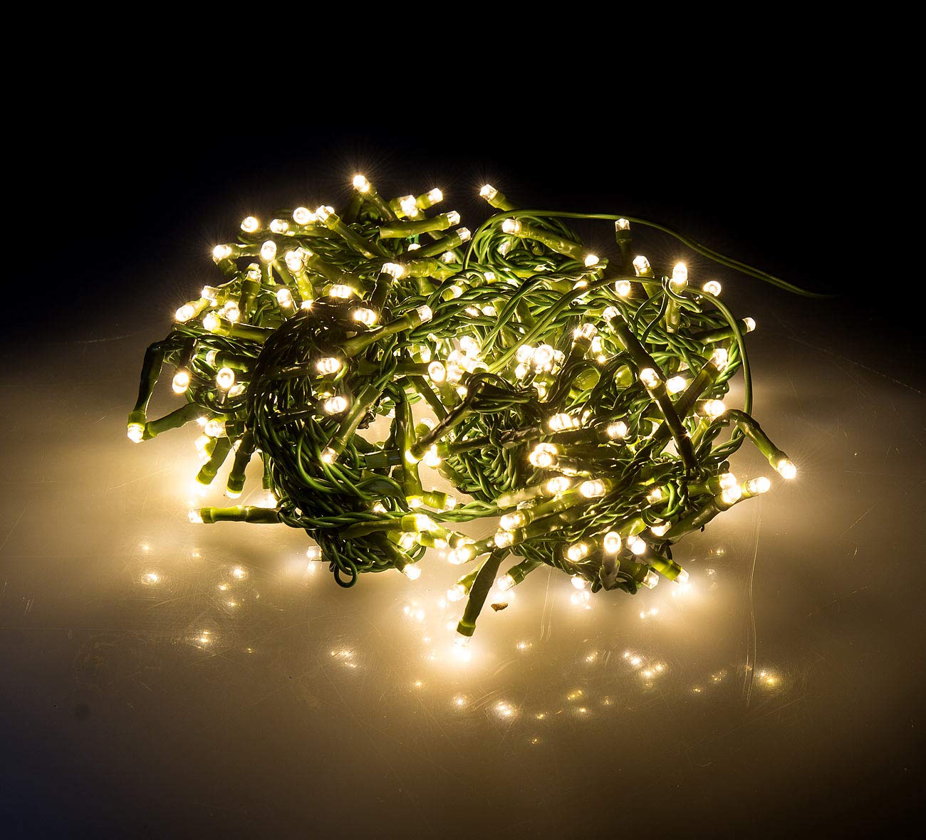 Lunartec Licht-Dekoration Tannenbaum-Überwurf 320 LEDs warmweiß