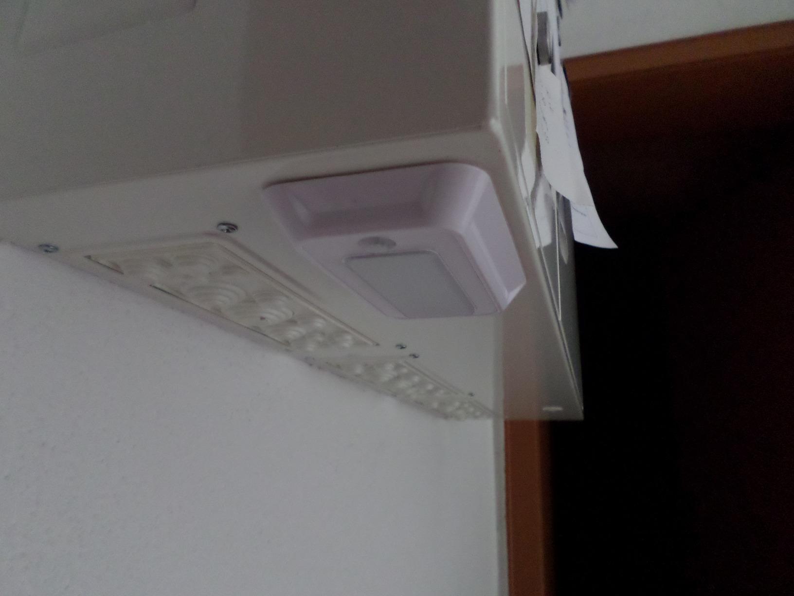Lunartec Innenbeleuchtung LED Nachtlicht Batterie Sensor 20lm