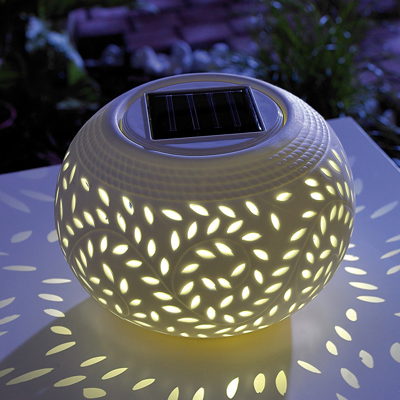 Lunartec Solar Windlicht Porzellan Farbwechsel warmweiß