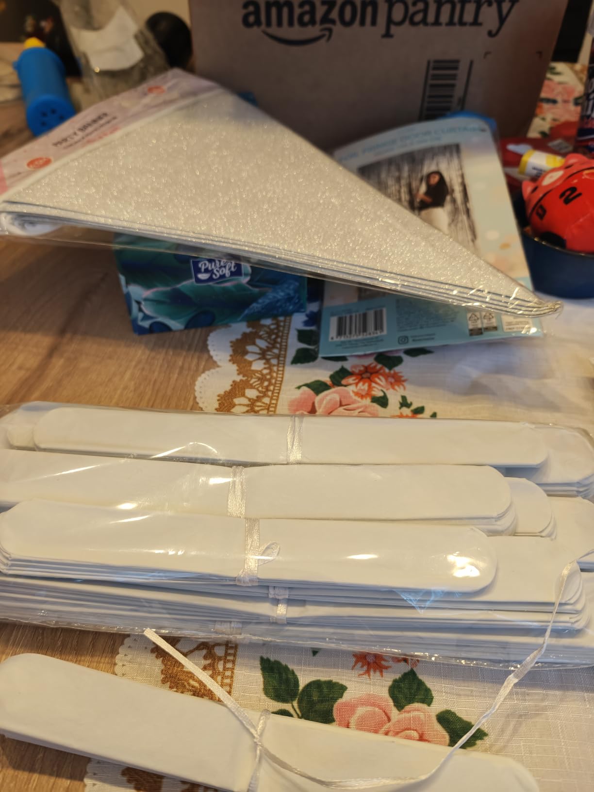 WEARXI Partydeko Pompons weiß 18 Stück Seidenpapier
