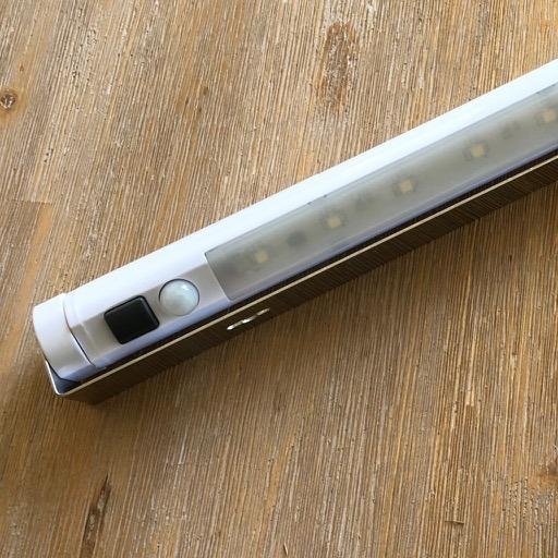 Lunartec Innenbeleuchtung Lichtleiste 9 LEDs mit Bewegungsmelder