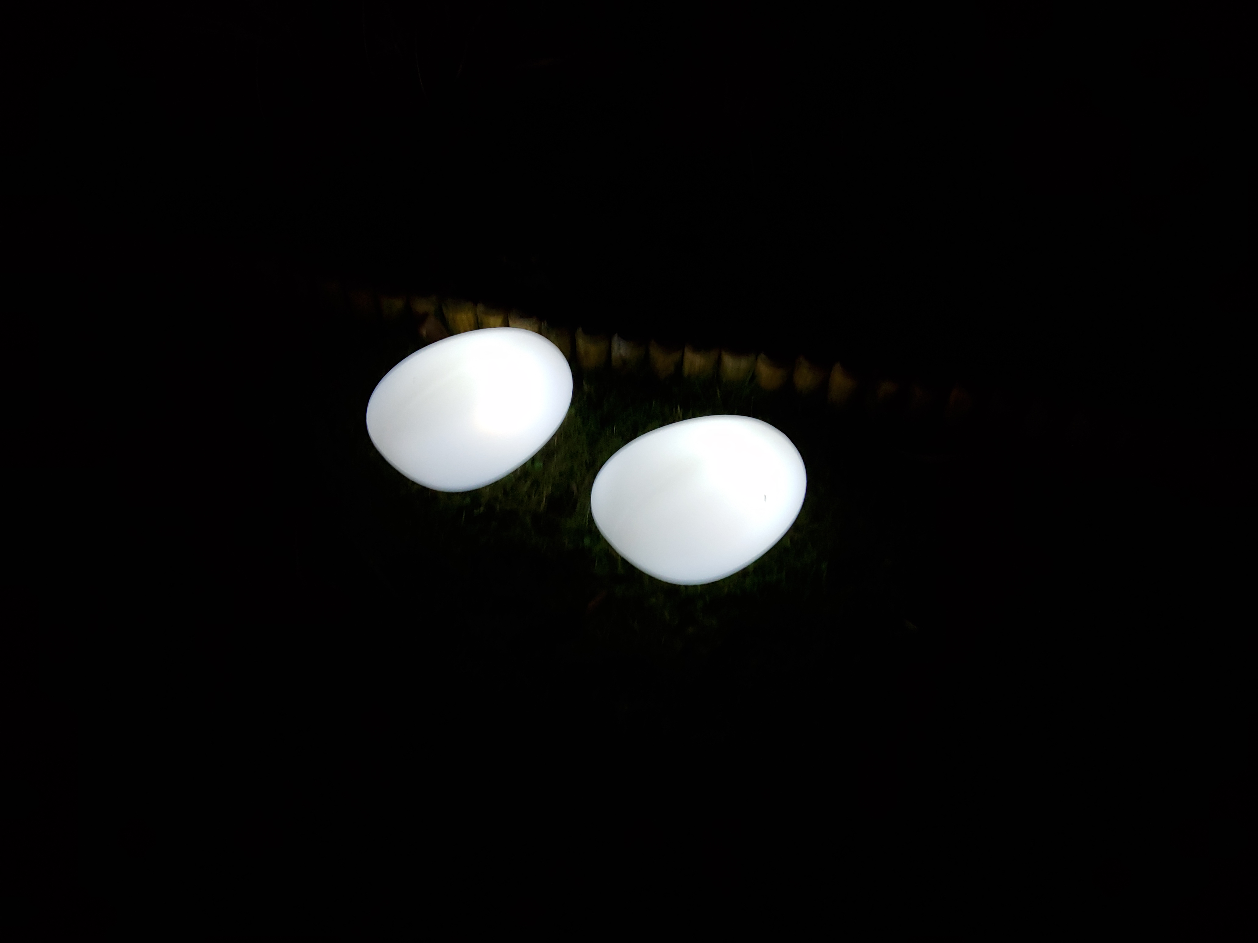 Lunartec Außenbeleuchtung Solar-Deko-Stein 2er-Set RGBW