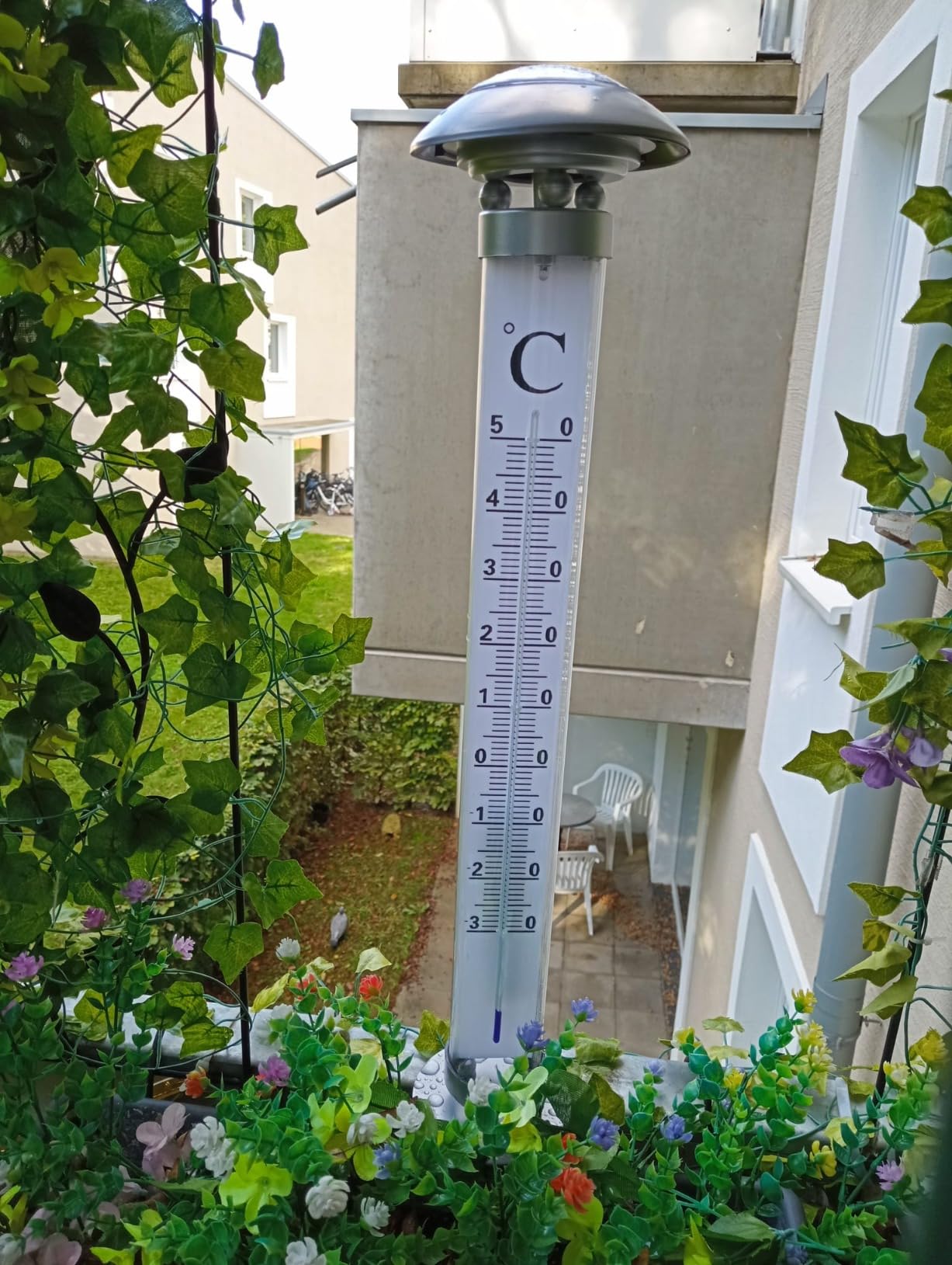 Bonetti Solar Lights Gartenthermometer 112cm kaltweiß mit Erdspieß