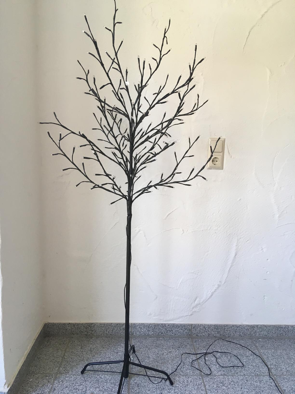 Lunartec Außenbeleuchtung LED-Deko-Baum 150 cm 200 LEDs warmweiß
