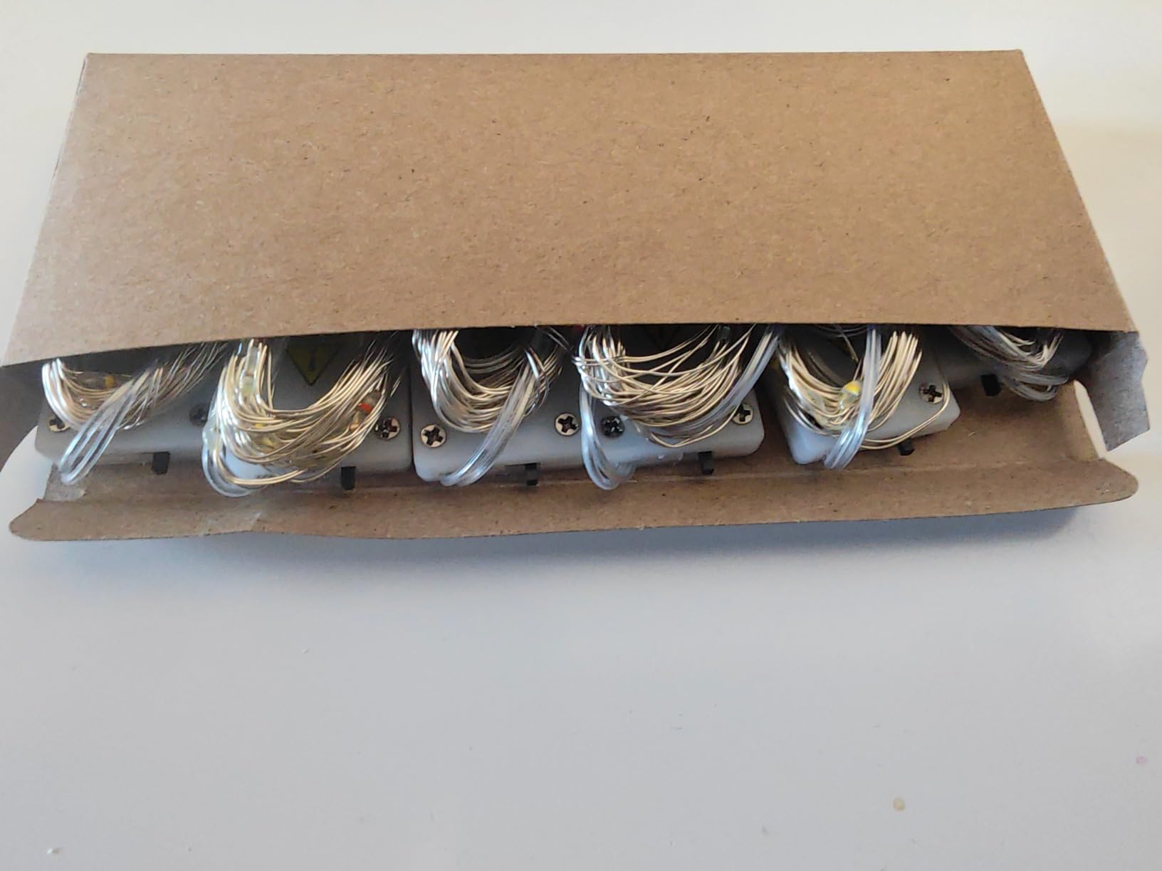 Bxroiu Lichterkette 6er Micro-LED Draht 2m warmweiß Batterie