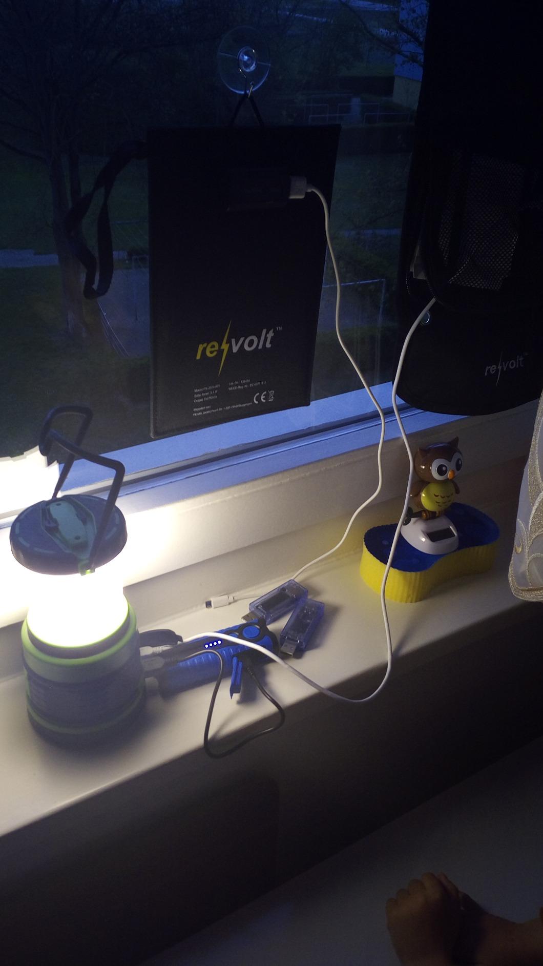 Lunartec 3in1 LED-Campinglaterne Akku Powerbank 300 lm