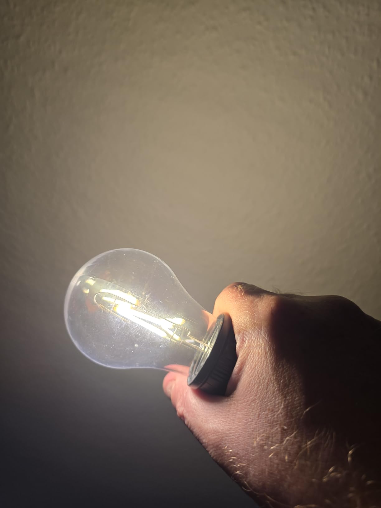 Lunartec Leuchtmittel LED-Akku-Glühbirne 16er-Set 120 Lumen USB