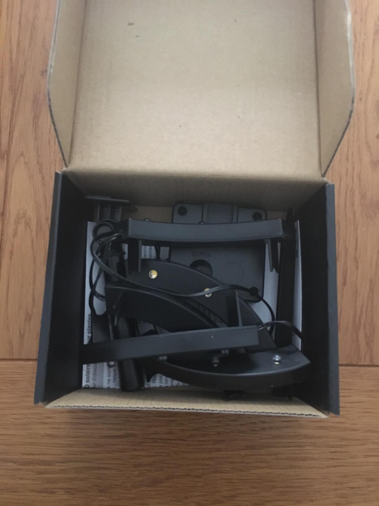 Lunartec Pflanzenstrahler Solar 15 LEDs Dämmerungssensor IP44